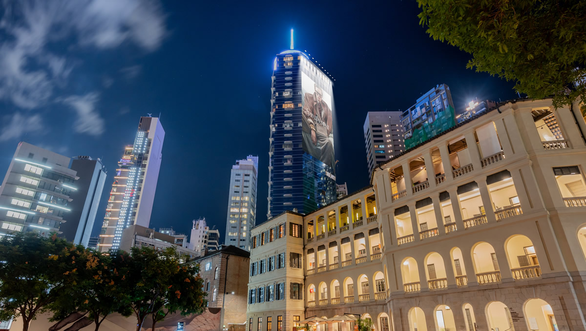 中央广场玻璃贴